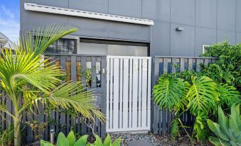1 Bedroom Modern Townhouse in Casuarina