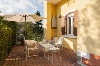 니나 게스트하우스