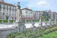 Milan Retreats City life