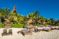 Ahau Tulum - parking