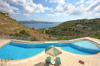 Aptera Paradise with Sea View فنادق في Aptera