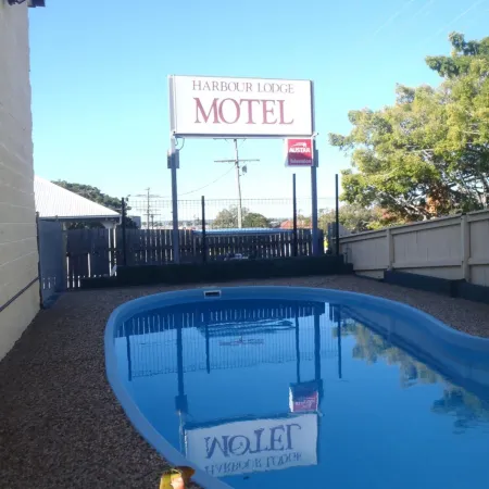 Harbour Lodge Motel