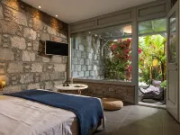 Melagrana Hotels in Milos