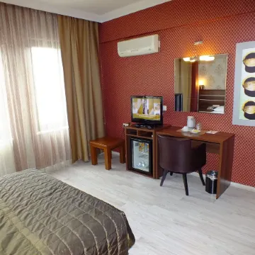 Lifos Hotel