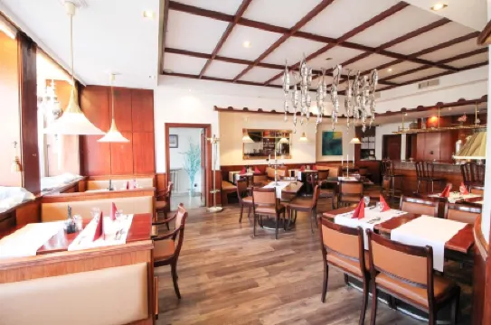 Hotel am Zoo Отели рядом с достопримечательностью «Цайль»