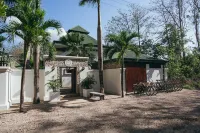 Dream Surf House Avellana