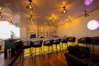 Vagator Downtown by VDP - ที่มีบาร์