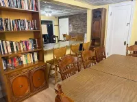 Buffalo Guesthouse Hotels in Buffalo