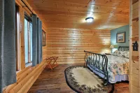 Muskie Ridge- beautiful and rustic 3 bedroom cabin near the Chippewa Flowage. Hotels in Hunter