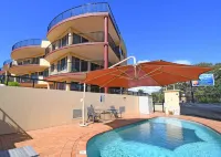 Alexander Beachfront Apartments - Ocean View