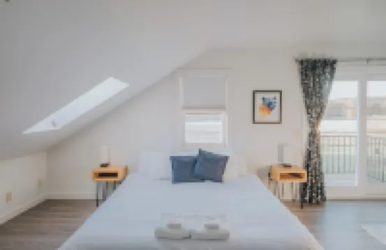 Large -2 Floor, 2-Bedroom Condo with  Game Room, 5 Min to Stowe.