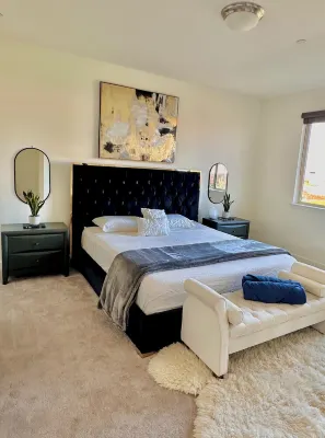 Luxury 5-Bed 3-Bath w/Gym, Office, EV, Smoker