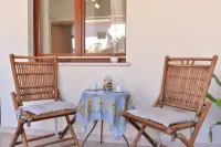 IzzHome Blue Sea - Apartments