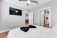 Charming 1-bedroom apartment in Fort Worth with WiFi, AC, fitness room