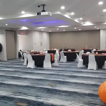 Hampton Inn by Hilton Addison Dallas
