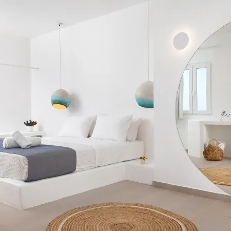 Voca Hotel & Suites Отели рядом с достопримечательностью «Пляж Монолитос»
