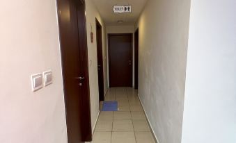 Robin Beach Hostel JBR