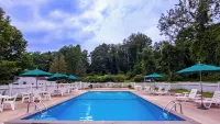 Blackberry River Inn Hotels in Salisbury