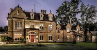 Rodman Hall Hotels near Grapeview Baseball Field