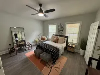 Relaxing Three Bedroom Getaway  in Boonville Hotels in Boonville Township