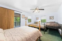 Flag Springs House - only 20 minutes from Branson