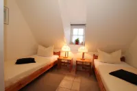 Reethaus Seeschlößchen, apartment Sturmmöwe, only 200m to the beach