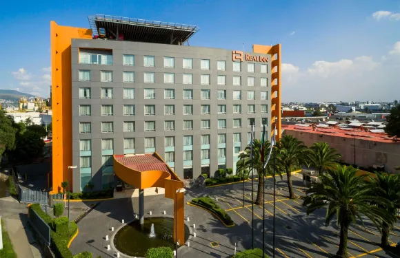 佩裏諾特里爾旅館