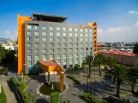 Real Inn Perinorte Hotel dekat Restaurante Punta Recoleta