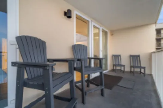 PROMO 5% WEEKLY/10% MONTHLY DISCOUNTBeautiful Ocean Front Condo! Relax & Unwind