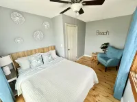 Plum Island Cottage 2 BR, walk to beach