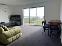 Seaview's New 2 Bedrooms House 그레이마우스 호텔