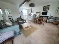 Cottage in the historic heart of Sancerre 2 minutes walk Hotels in Sancerre