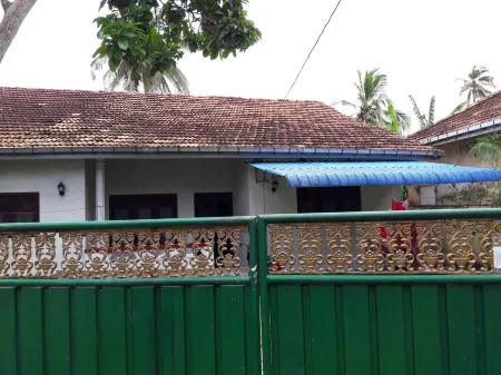 COLONIAL VILLA WELIGAMA Отели рядом с достопримечательностью «Midigama Beach»