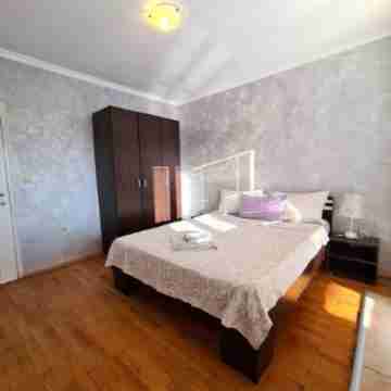 220m² Centre Penthouse Amazing Balcony Great Price Rooms