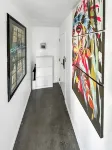 Whitaker Wish | Spacious, City Apt with Sea View Hotell i Grafton