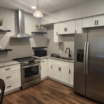 A luxurious getaway in beautiful Buford.