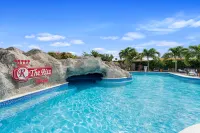 The Ritz Village - شاطئ