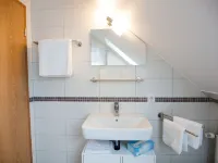 New! Comfortable apartment with lake view