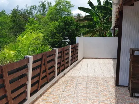 F2 apartment near the sea Отели в г. Мар Гаяр