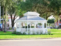 Sebring Downtown’s Best セブリングのホテル