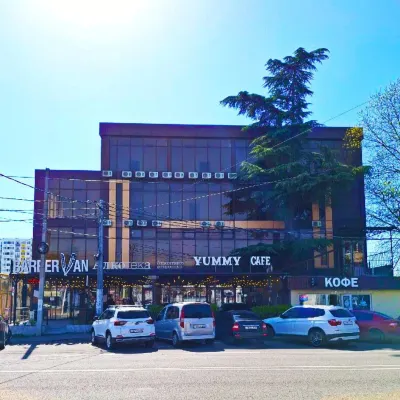 Uyut Hotel Prirodnyy Ornitologicheskiy Park V Imeretinskoy Nizmennosti 주변 호텔