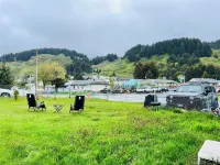 Only 5 minute walk to Downtown and attractions! Explore Alaska