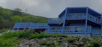 "Almost beachfront " Snorkeling & Kayaks across the street. 2 Bed 2 Bath Cottage