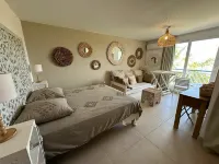 Studio Saint François residence Manganao sea view swimming pool, 100m from the beach