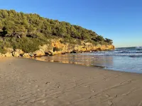 Ideal families with small children 10 minutes from the beach!