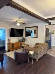 Cozy, private cottage, within city limits of Castelgar Hotels near Doukhobor Discovery Centre (Village)