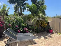 BEAUTIFUL AND PRIVATE APARTMENT IN PARADISE!!!