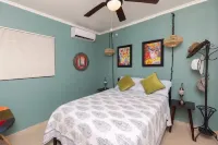 Renovated condo with private terrace in Tamarindo - 3min walking from the beach