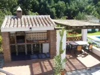 Villa with 10 by 4 meter private pool, Nerja & Beaches 5 min Hotels in Frigiliana