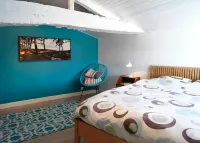 Vintage Guesthouse: 85m2 on for 4 people. Hotels in Saint-Fort-sur-Gironde